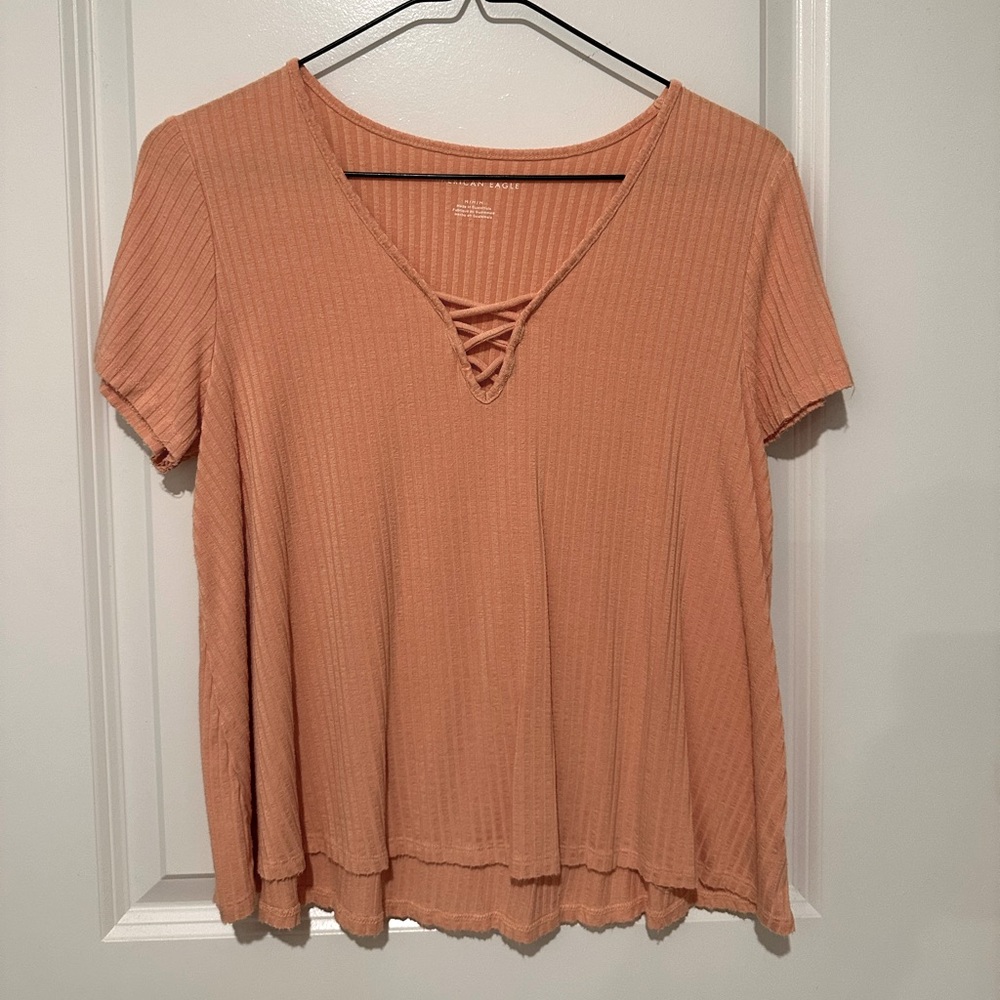 Women's American Eagle coral top.